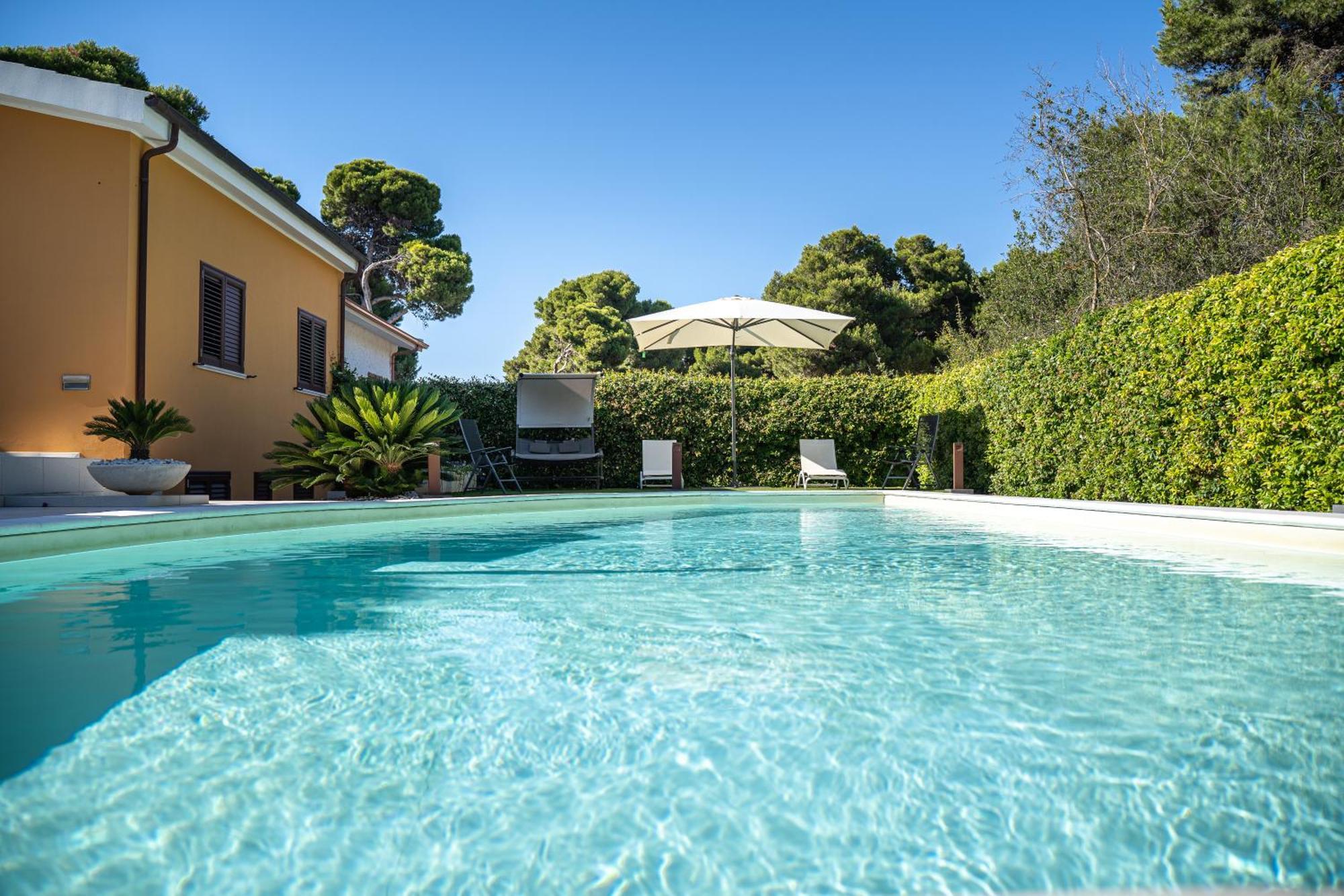 Villa Fenicottero - Exclusive Private Villa With Pool ポルト・ピノ エクステリア 写真